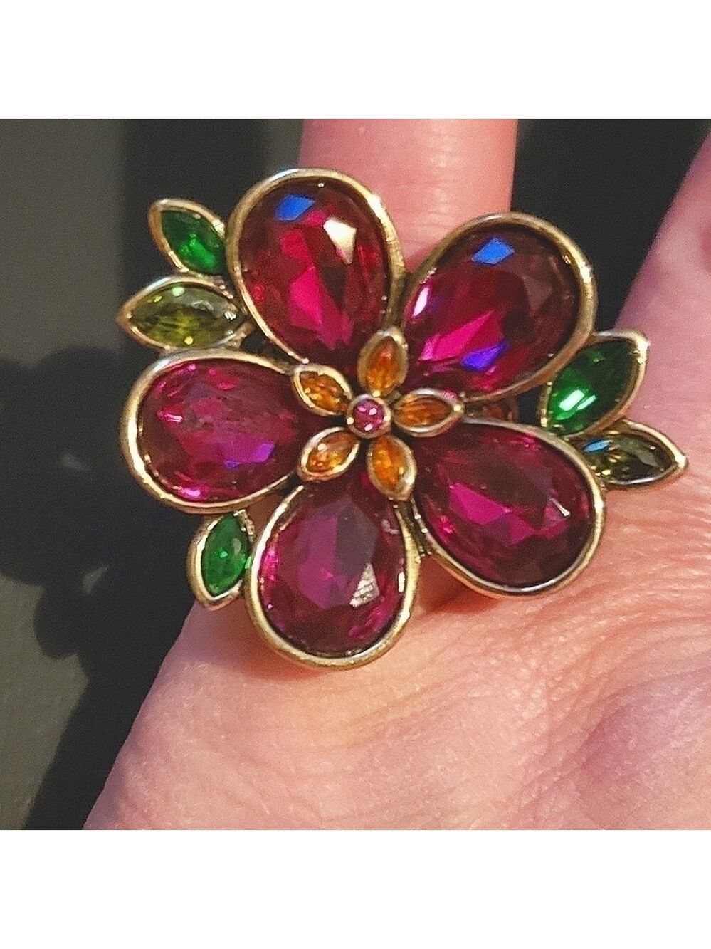 𝅺LARGE flower ring